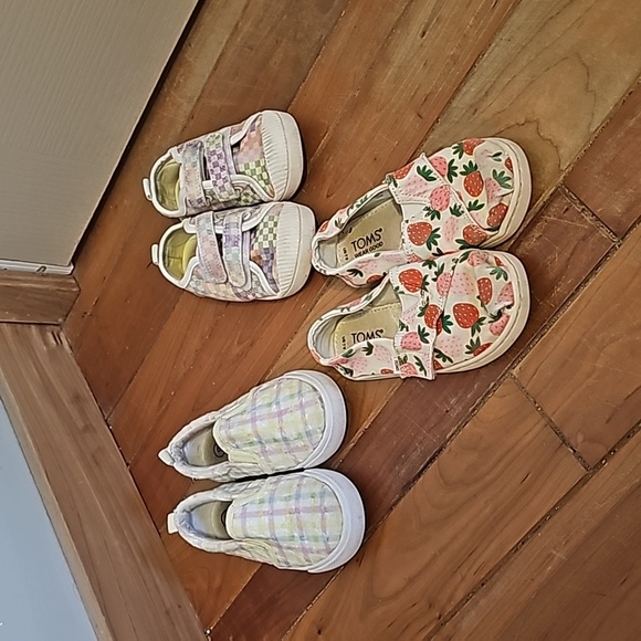 Toms Other - LOT of three toddler size 9 shoes one pair of toms and 2 pair of cat & jack